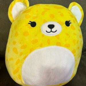 Claire's Exclusive Lexi 11” Squishmallow NWOT